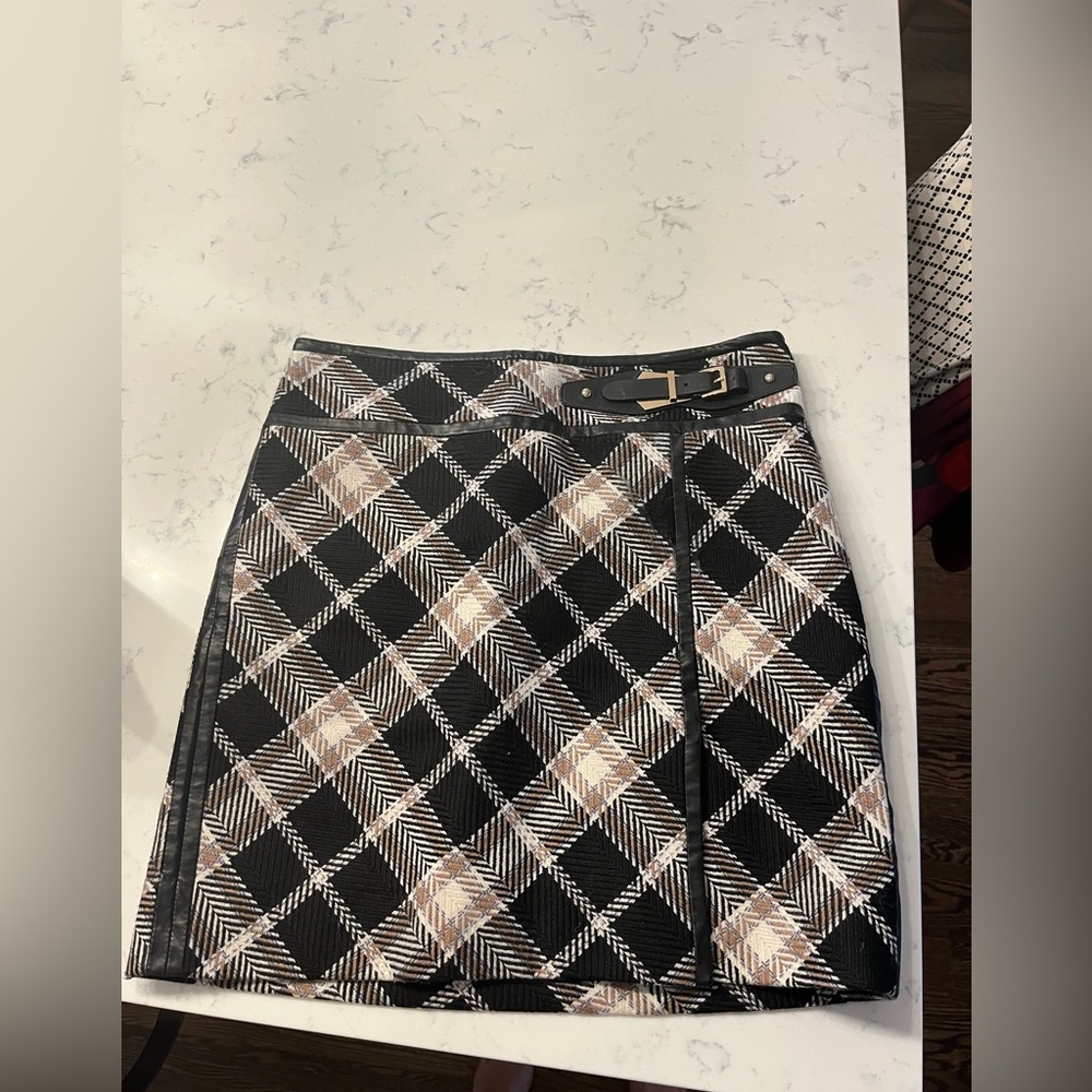 Wool skirt